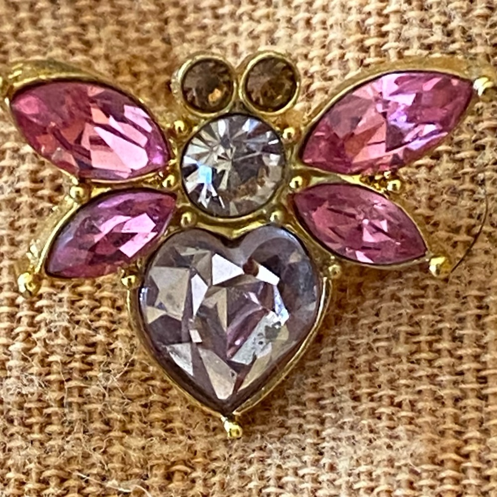 SWAROVSKI PINK & PURPLE WINGED BUG SCATTER LAPEL PIN OR TIE TAC